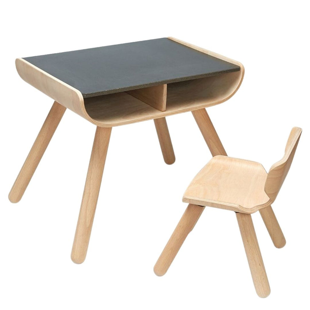 Plan toys 2025 desk and chair